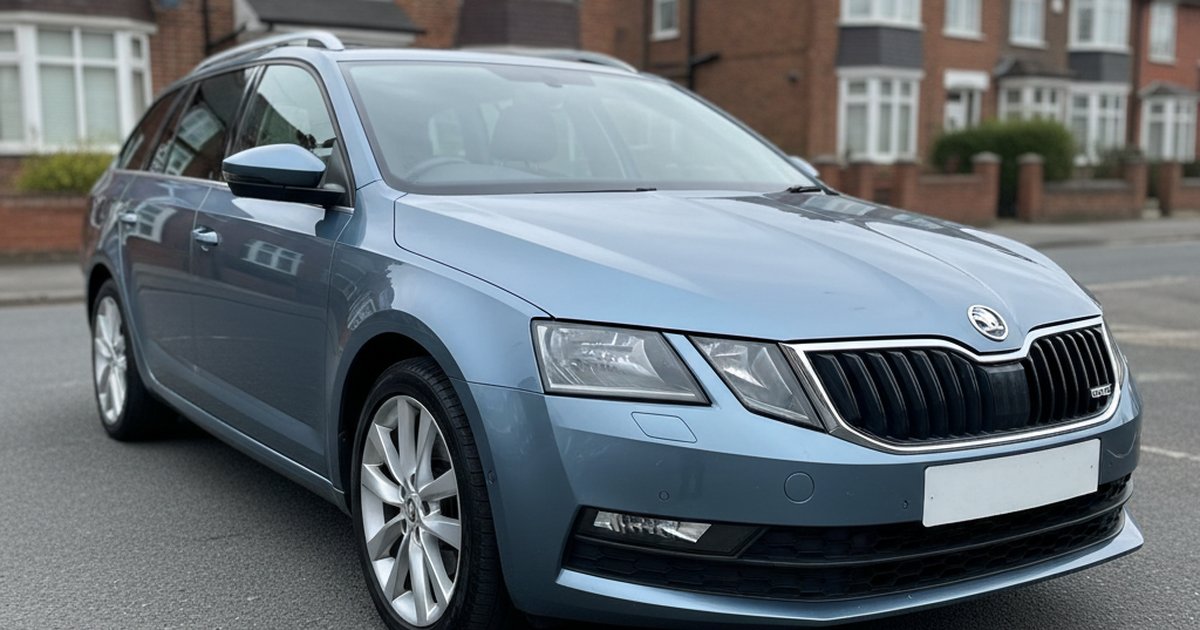 SKODA Octavia parked on a UK suburban street — PlateInsight reliability analysis